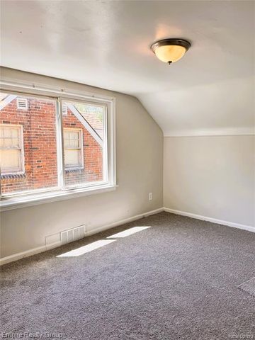 9646 Ward Street, Detroit, MI 48227