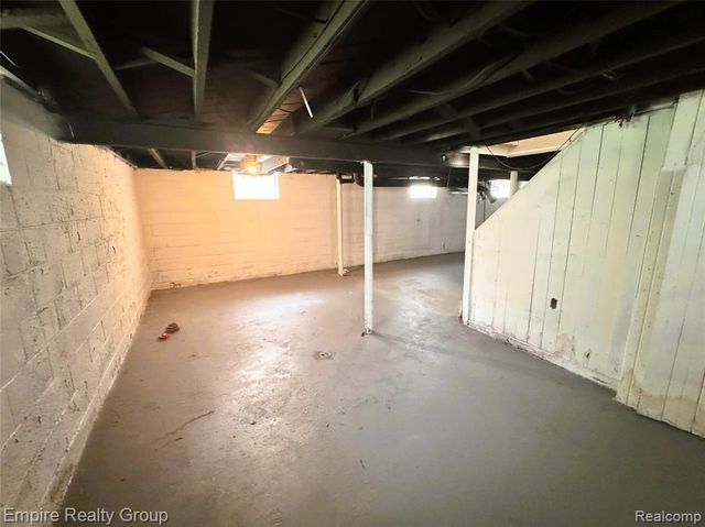 9646 Ward Street, Detroit, MI 48227