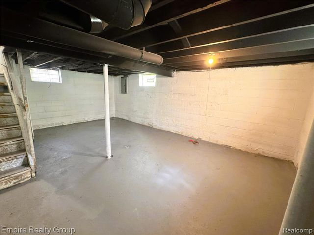 9646 Ward Street, Detroit, MI 48227