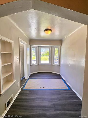 9646 Ward Street, Detroit, MI 48227