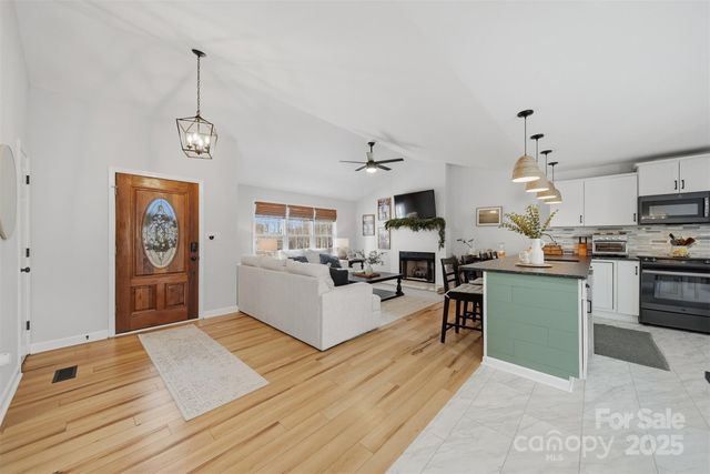 4687 Ransom Drive, Conover, NC 28613