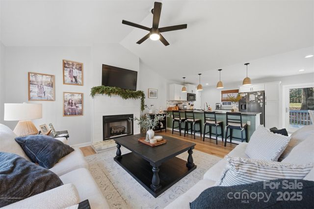 4687 Ransom Drive, Conover, NC 28613