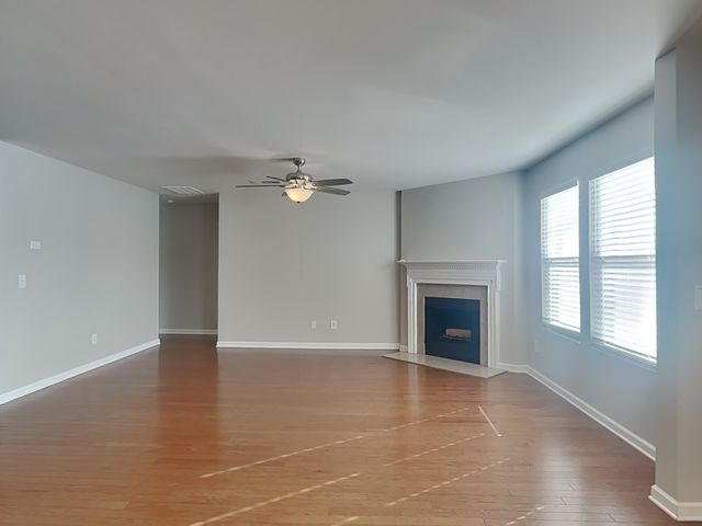 1031 Fulman Rd, Hendersonville, TN 37075