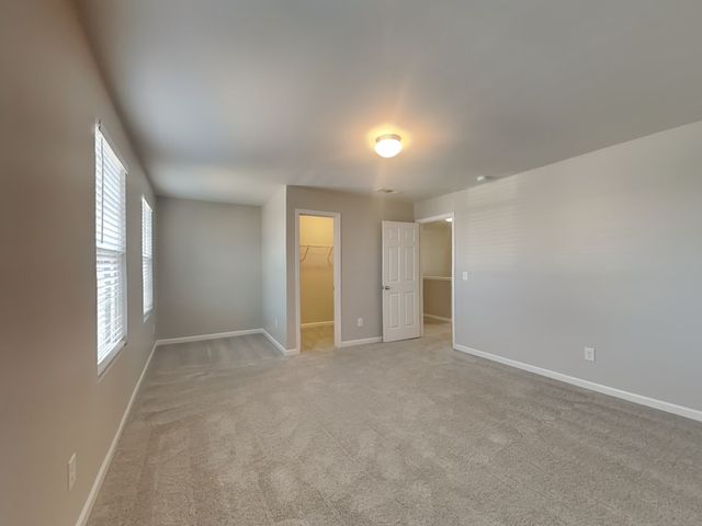 1031 Fulman Rd, Hendersonville, TN 37075