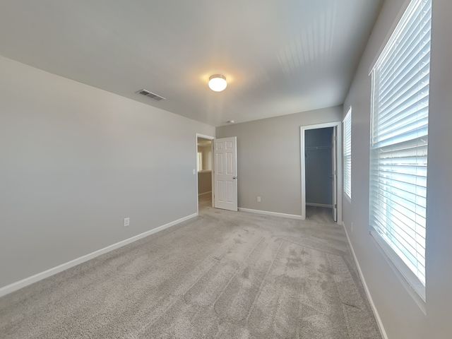 1031 Fulman Rd, Hendersonville, TN 37075