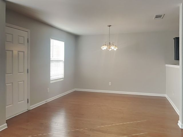 1031 Fulman Rd, Hendersonville, TN 37075