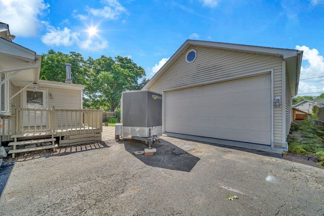 18843 W Deerpath Road, Grayslake, IL 60030