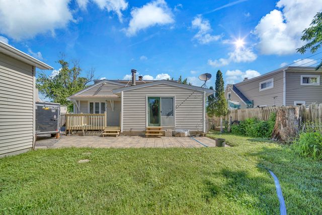 18843 W Deerpath Road, Grayslake, IL 60030