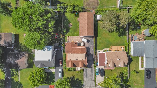 18843 W Deerpath Road, Grayslake, IL 60030