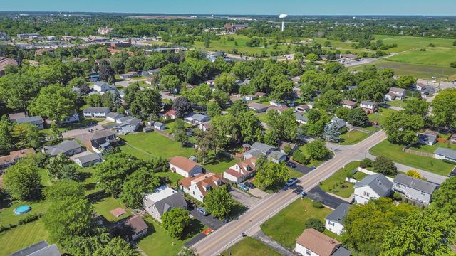 18843 W Deerpath Road, Grayslake, IL 60030