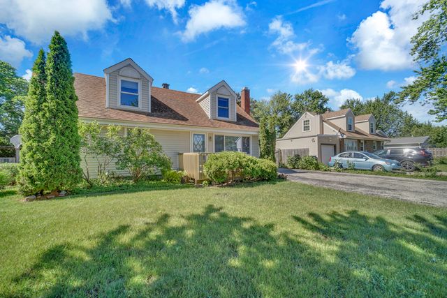 18843 W Deerpath Road, Grayslake, IL 60030
