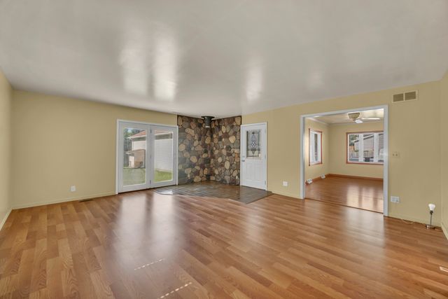 18843 W Deerpath Road, Grayslake, IL 60030