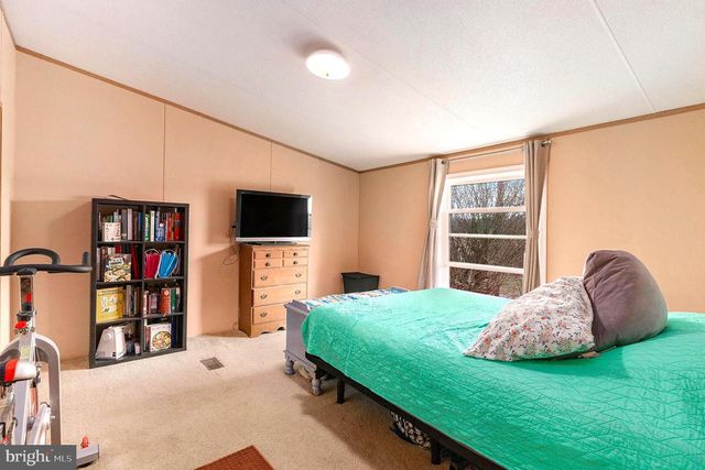 1438 MANATAWNY DRIVE, Boyertown, PA 19512