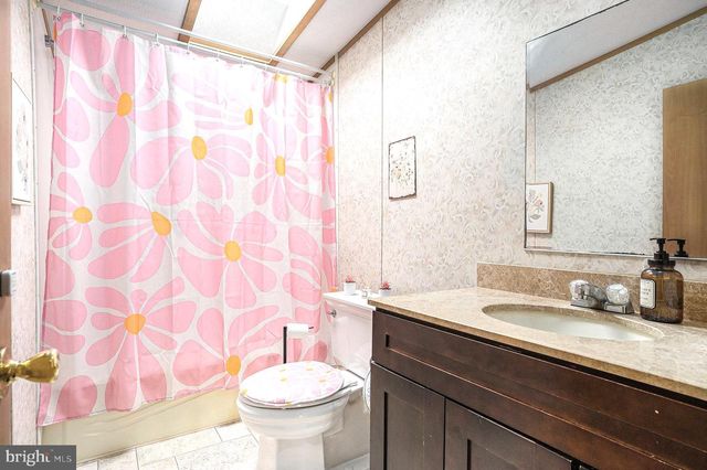 1438 MANATAWNY DRIVE, Boyertown, PA 19512