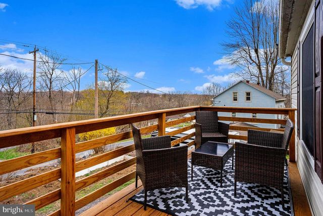 1438 MANATAWNY DRIVE, Boyertown, PA 19512
