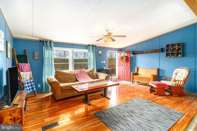 1438 MANATAWNY DRIVE, Boyertown, PA 19512