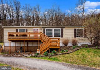 1438 MANATAWNY DRIVE, Boyertown, PA 19512