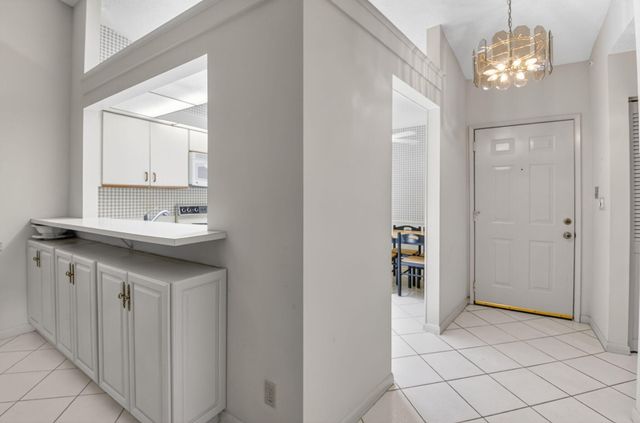 10939 Roebelini Palm Court A, Boynton Beach, FL 33437