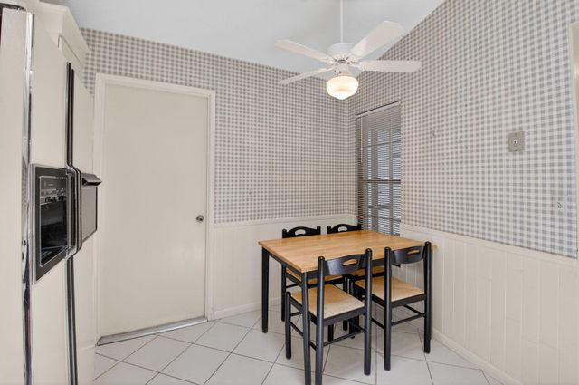 10939 Roebelini Palm Court A, Boynton Beach, FL 33437