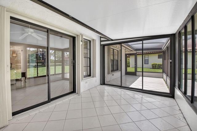 10939 Roebelini Palm Court A, Boynton Beach, FL 33437