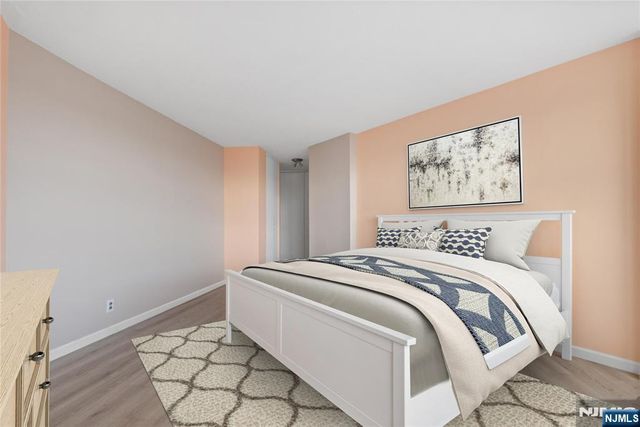 7004 Boulevard East 28C, Guttenberg, NJ 07093