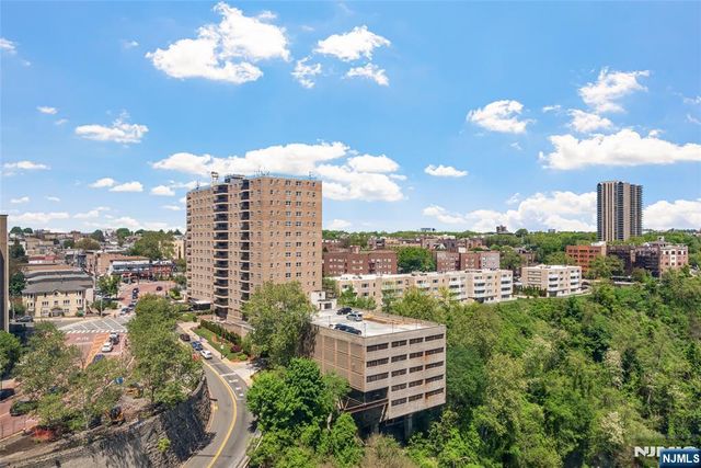 7004 Boulevard East 28C, Guttenberg, NJ 07093