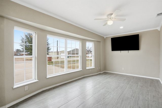 3917 Country Meadows Circle, Granbury, TX 76049