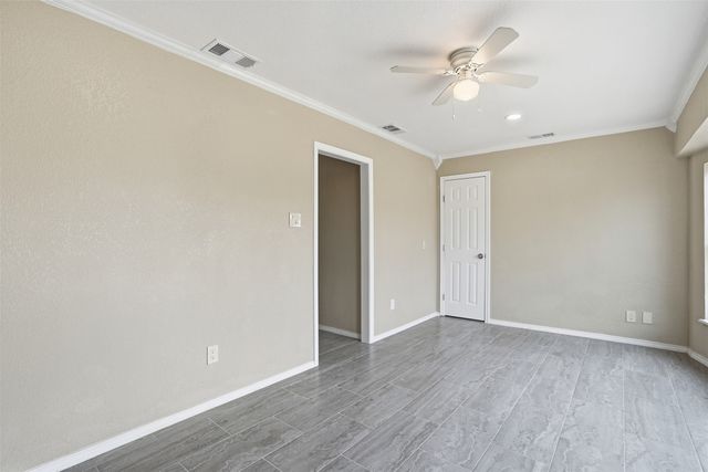 3917 Country Meadows Circle, Granbury, TX 76049