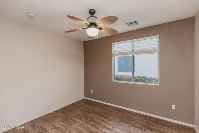 9469 N Twinkling Shadows Way, Tucson, AZ 85743