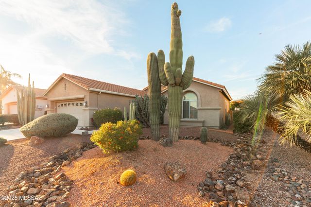 9469 N Twinkling Shadows Way, Tucson, AZ 85743