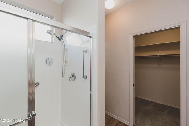 9469 N Twinkling Shadows Way, Tucson, AZ 85743