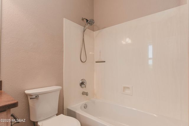 9469 N Twinkling Shadows Way, Tucson, AZ 85743