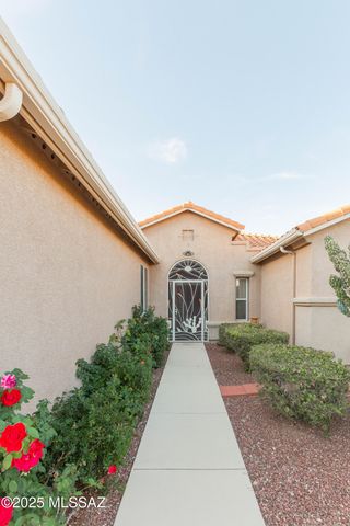 9469 N Twinkling Shadows Way, Tucson, AZ 85743