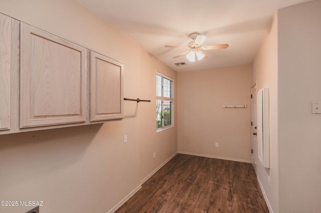 9469 N Twinkling Shadows Way, Tucson, AZ 85743