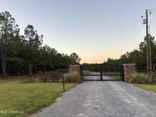 Stout Road, Madison, MS 39110