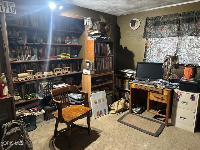 1122 Ottawa Avenue, Defiance, OH 43512