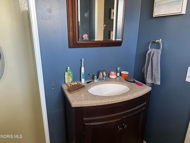 1122 Ottawa Avenue, Defiance, OH 43512