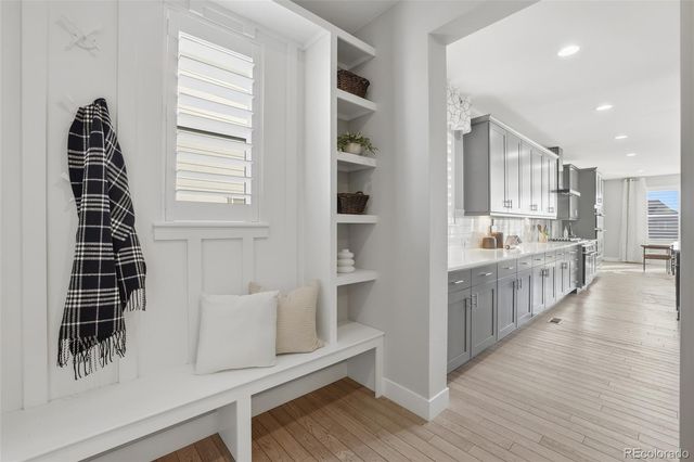 8272 S Langdale Way, Aurora, CO 80016