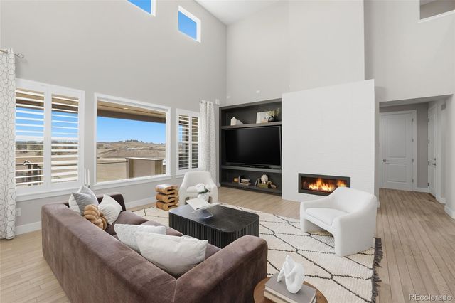 8272 S Langdale Way, Aurora, CO 80016