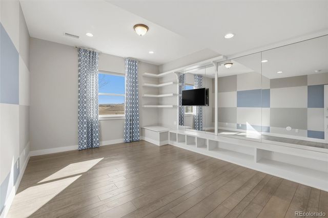 8272 S Langdale Way, Aurora, CO 80016