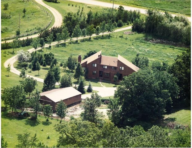 2782 Tamarack Drive, Long Lake, MN 55356