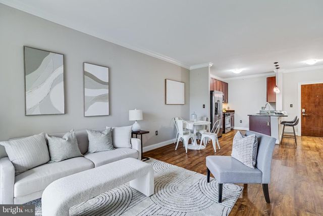 6301 Edsall Rd Unit 303, Alexandria, VA 22312