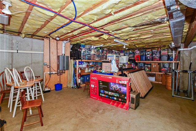 170 Providence Pike 7, North Smithfield, RI 02896