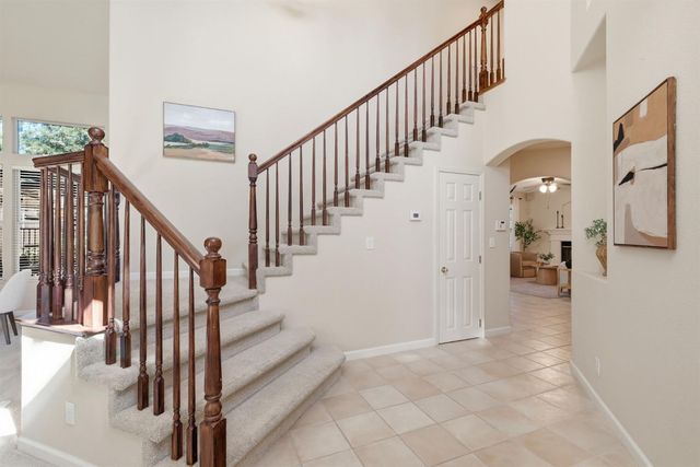 1211 Regina St, Rocklin, CA 95765