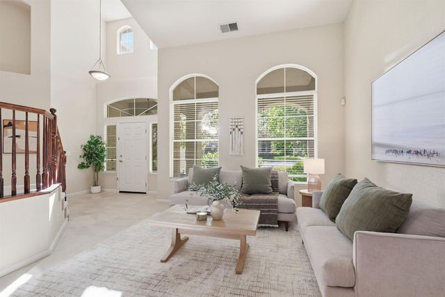 1211 Regina St, Rocklin, CA 95765