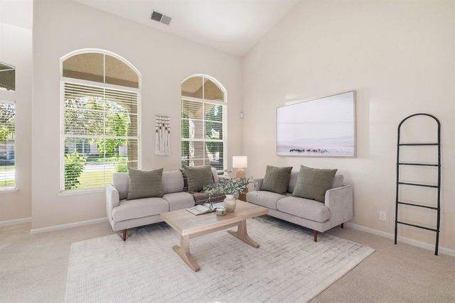 1211 Regina St, Rocklin, CA 95765