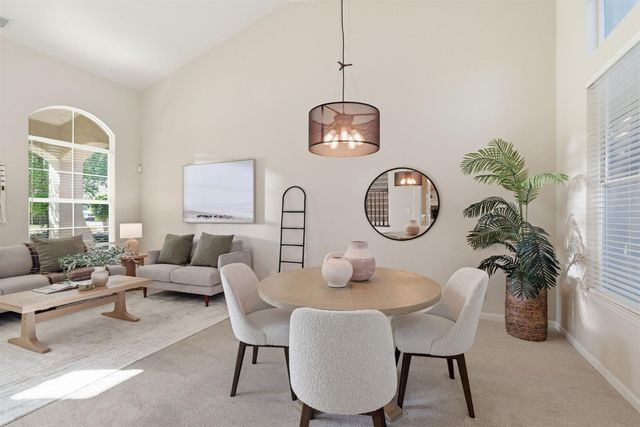 1211 Regina St, Rocklin, CA 95765