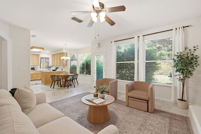 1211 Regina St, Rocklin, CA 95765