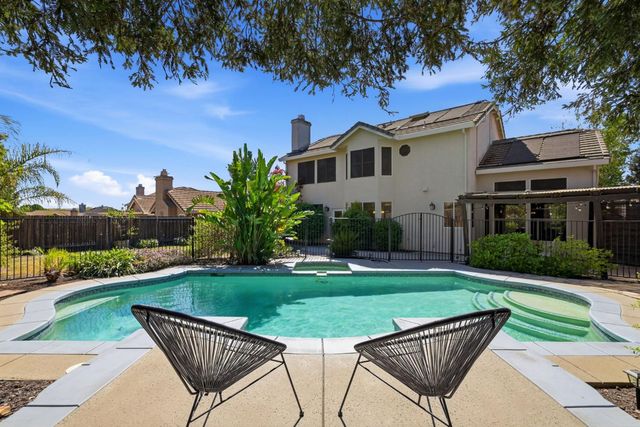 1211 Regina St, Rocklin, CA 95765