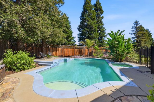 1211 Regina St, Rocklin, CA 95765